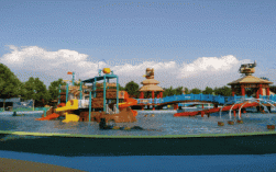唐山西那母庄水上乐园有何特色？