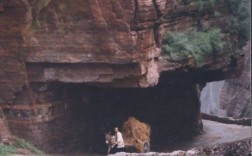 举起手来为何选山西作拍摄地？