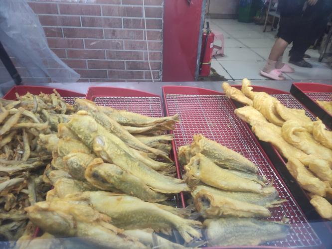 炸鸡叉骨前期投资要多少?-图1 炸鸡叉骨前期投资要多少?-图1