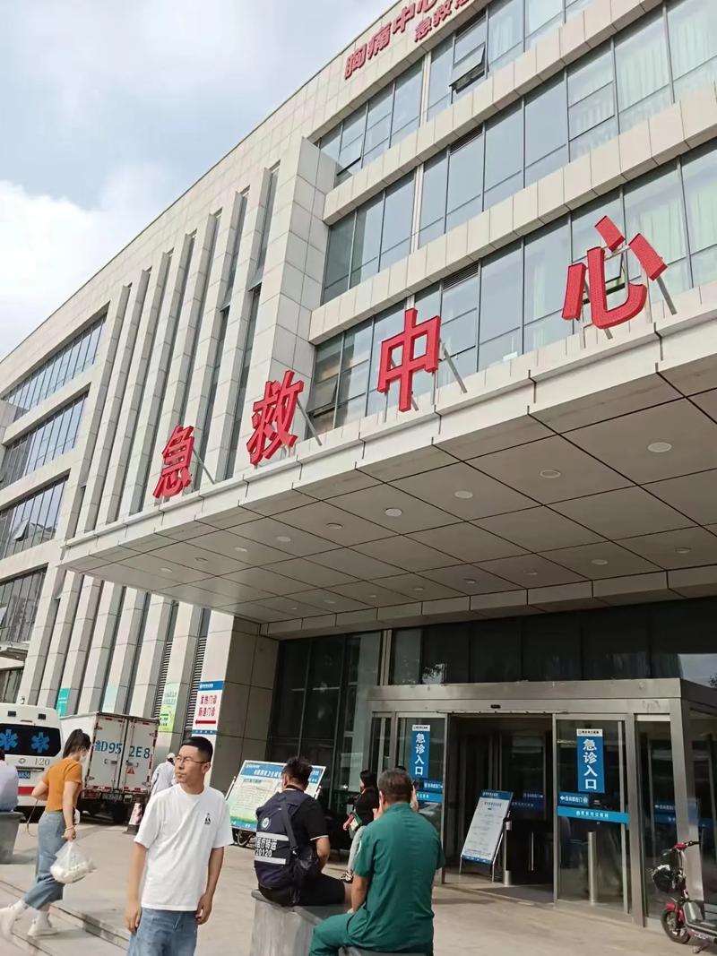 山西运城盐湖区人民医院有何特色或服务？-图3