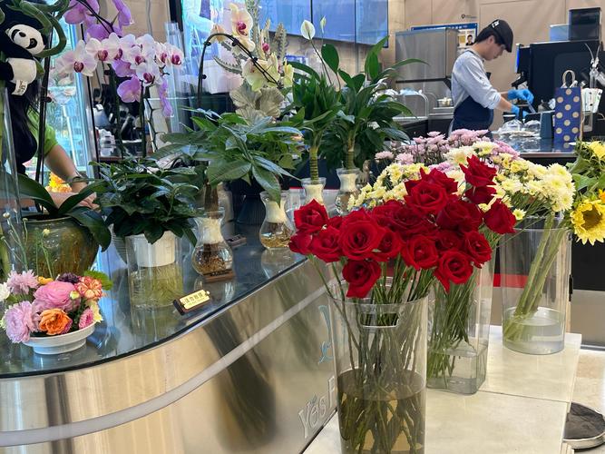 南山西丽花店订花送花，怎么选？-图1