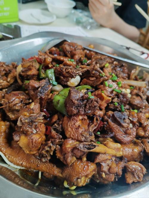 昆山西街金老汉烧鸡公为何这么火?-图1 昆山西街金老汉烧鸡公为何这么火?-图1