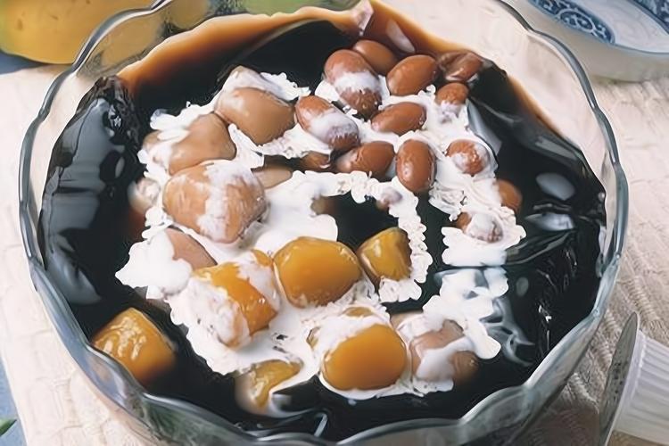 开港式烧仙草店要投多少钱?-图3 开港式烧仙草店要投多少钱?-图3