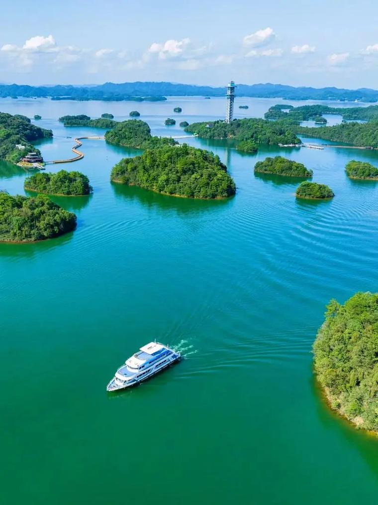 庐山西海庐山维拉国际有何独特魅力？-图2