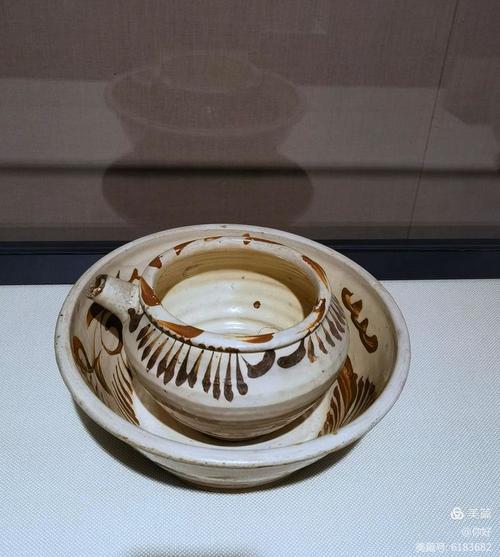 山西介休洪山陶瓷有何独特魅力?-图3 山西介休洪山陶瓷有何独特魅力?-图3