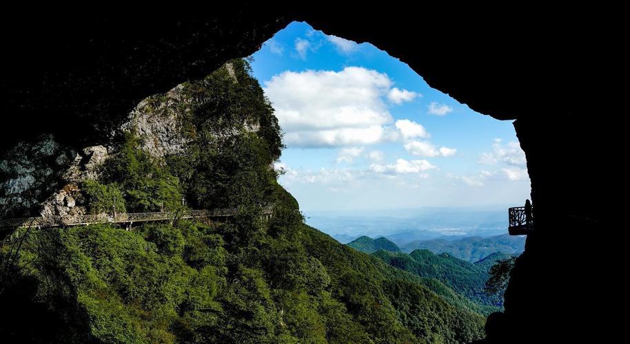 金佛山西坡与北坡，哪个更值得一去？-图2