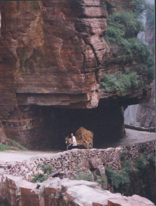 举起手来为何选山西作拍摄地？-图1