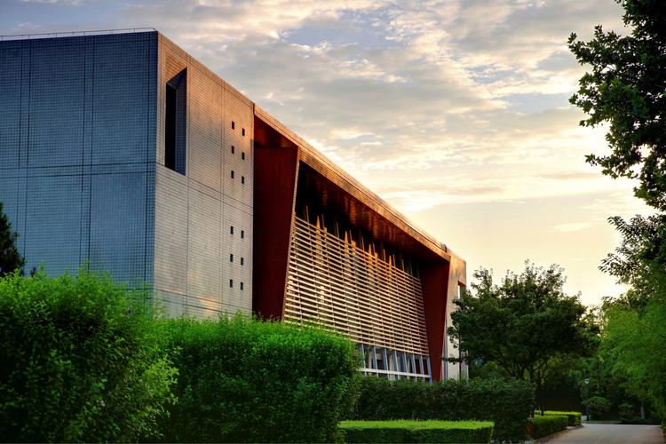 山西大学学术交流中心有何特色与功能？-图2